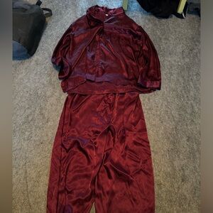 Jones New York Dark Red Pajama Set. Size Small